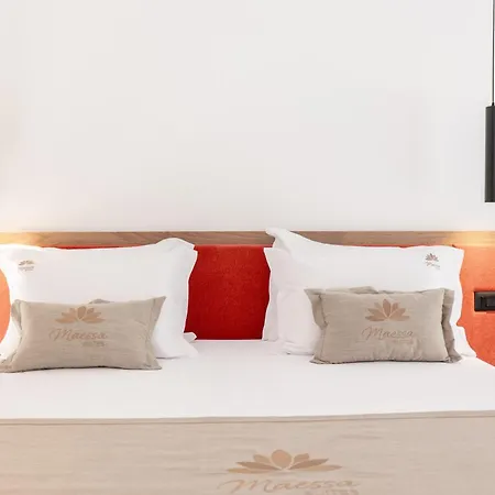 Maessa Suites ゲストハウス *