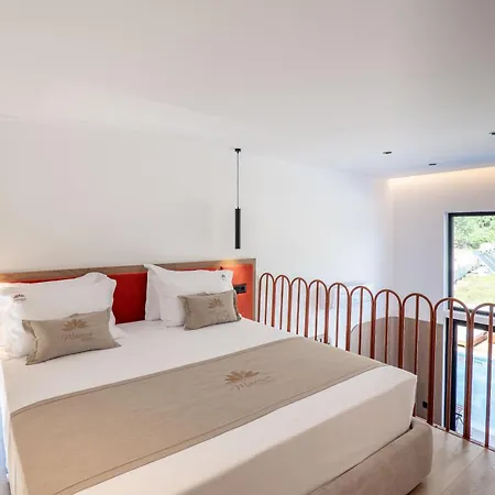 Maessa Suites ゲストハウス *